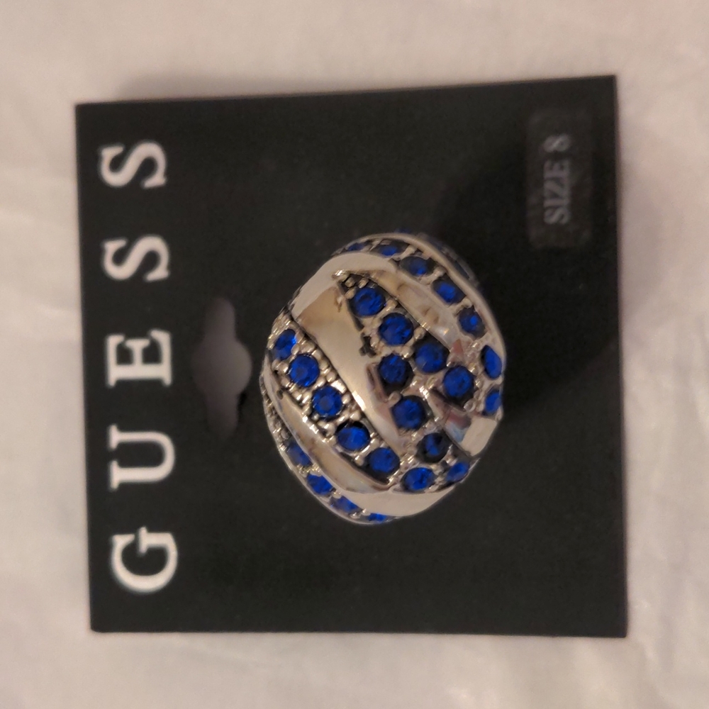 NWT Guess Ring